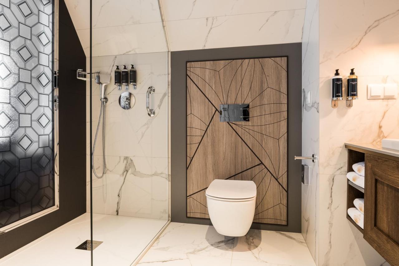 Nosalowy Park Hotel & Spa Ζακοπάνε Εξωτερικό φωτογραφία A modern bathroom